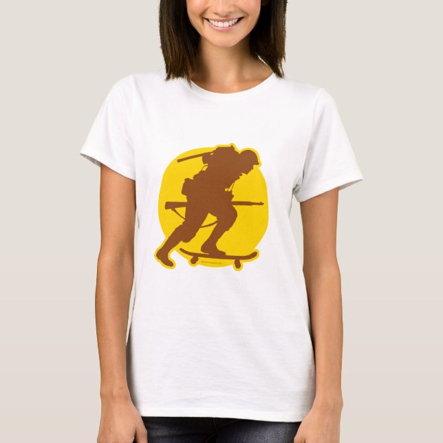 Camiseta WWII que anda en monopatín (Anverso)