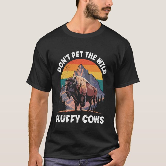Camiseta Wyoming DON'T PET THE WILD FLUFFY COWS Funny Yello (Anverso)