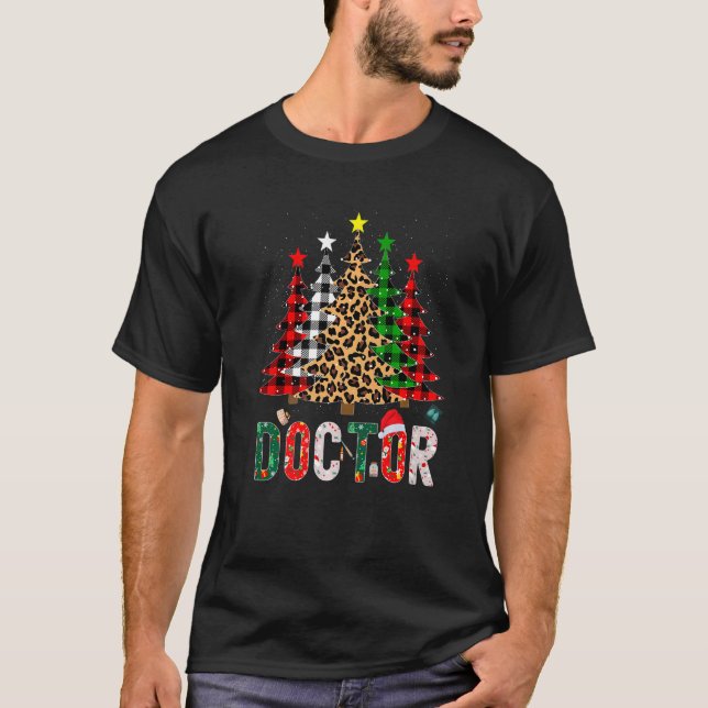 Camiseta Xmas Santa Doctor Leopard Plaid Print Christmas Tr (Anverso)