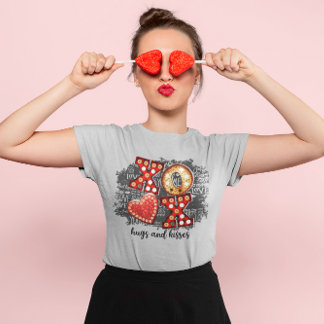 Camiseta XOXO Ama Más Preocupación Menos Corazón