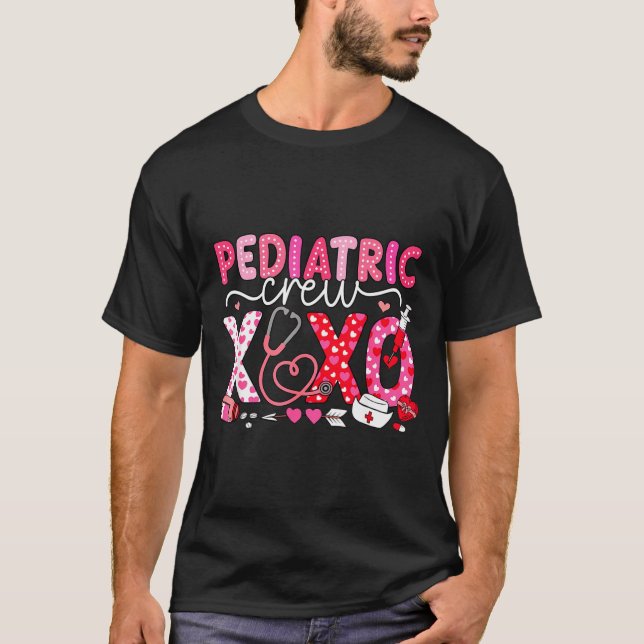 Camiseta Xoxo Nurse Pediatric Crew Nurse Valentine Leopard  (Anverso)