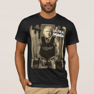 CAMISETA Y SUDADERAS ULTRA MAGA DE DONALD TRUMP