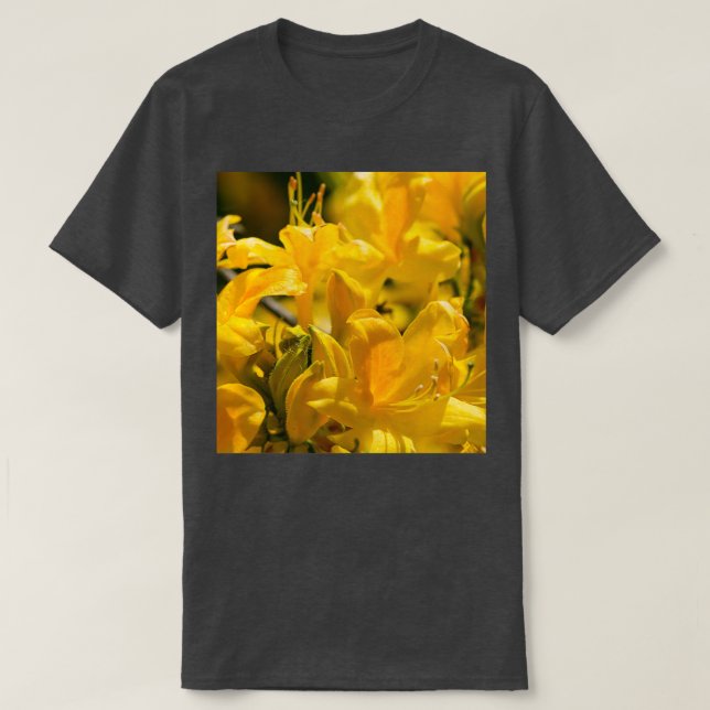Camiseta Yellow rhododendrons blooming 2 (Diseño del anverso)