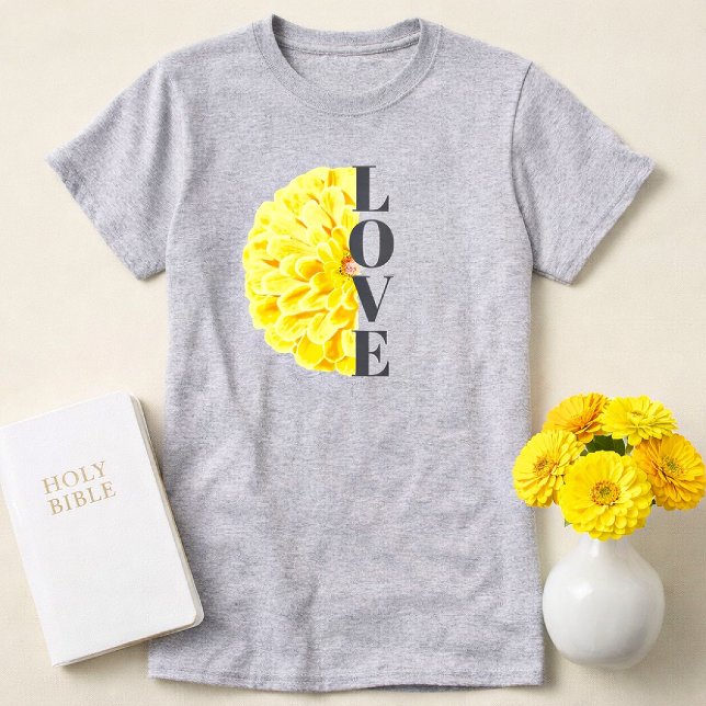 Camiseta Yellow Zinnia Flower Floral Love Christian (Bright Yellow Zinnia Flower Love Christian Shirt)