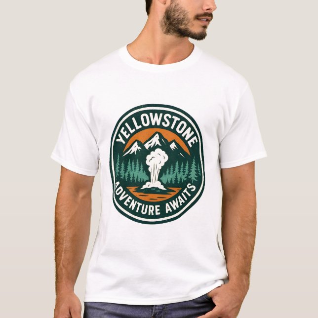 Camiseta Yellowstone Adventure Awaits (Anverso)