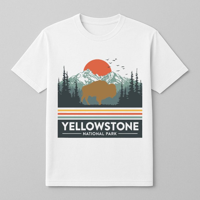 Camiseta Yellowstone Bison Sunset T-Shirt (Subido por el creador)