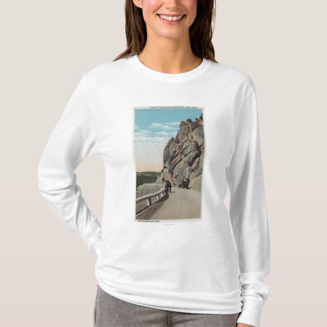 Camiseta Yellowstone, WYVacationers, coche viejo, cerca (Anverso)