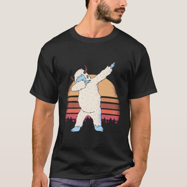 Camiseta Yeti Himalaya Haciendo El Gráfico Divertido De Dab (Anverso)