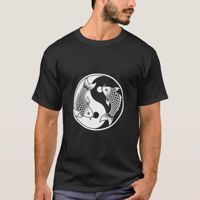 Camiseta Yin Yang Koi Fish Art Tee – Elegant Ink Drawing De (Anverso)