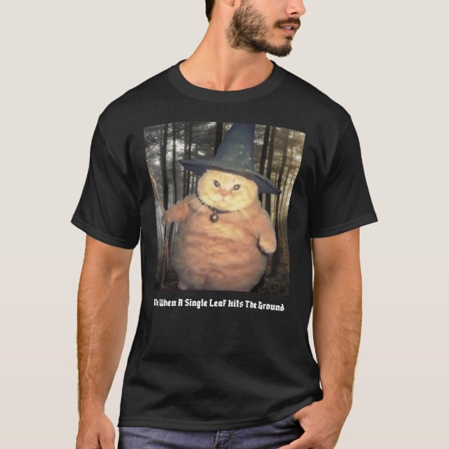 Camiseta "Yo Cuando Una Sola Hoja Golpea La Tierra" Tee (Anverso)