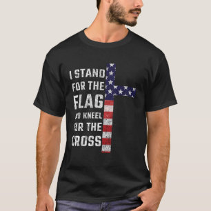 Camiseta Yo Defiendo La Bandera Y El Arrodillo A La Cruz De