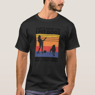 Camiseta Yo Mascota perros toco guitarra eléctrica y sé cos