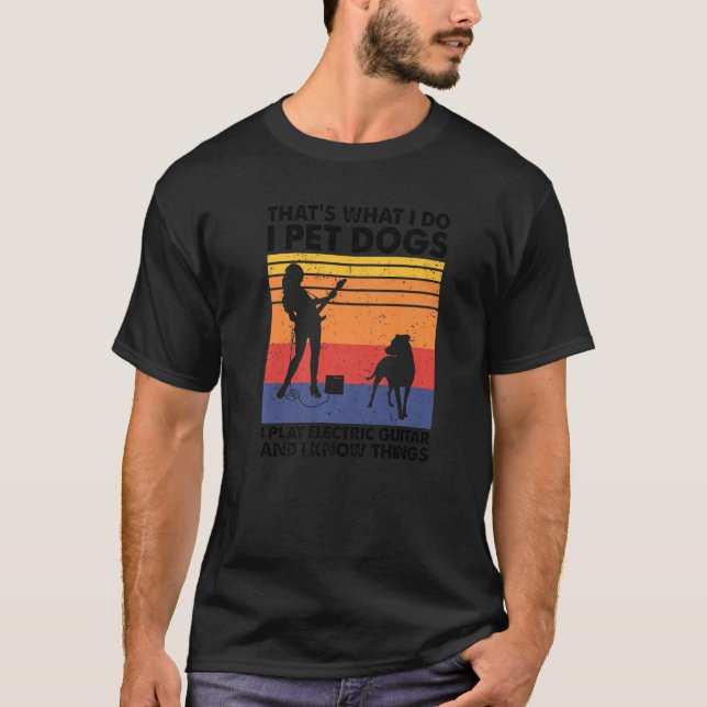 Camiseta Yo Mascota perros toco guitarra eléctrica y sé cos (Anverso)