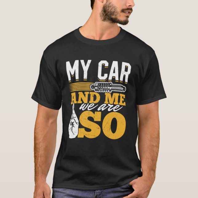 Camiseta Yo Y Mi Auto, Somos Tan - Amantes De PS - Funny Pu (Anverso)