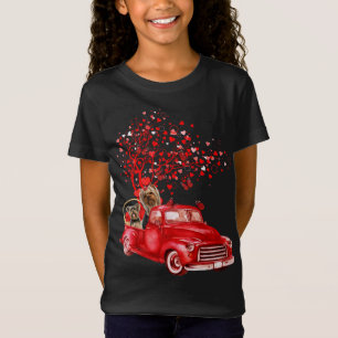 Camiseta Yorkshire Terrier Riding Truck Valentine Butterfly