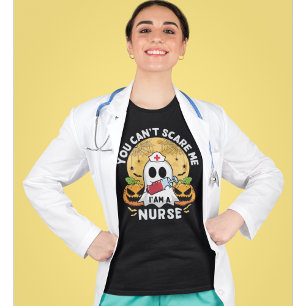 Camiseta You Can't Scare Me I'am a Nurse Funny Halloween 