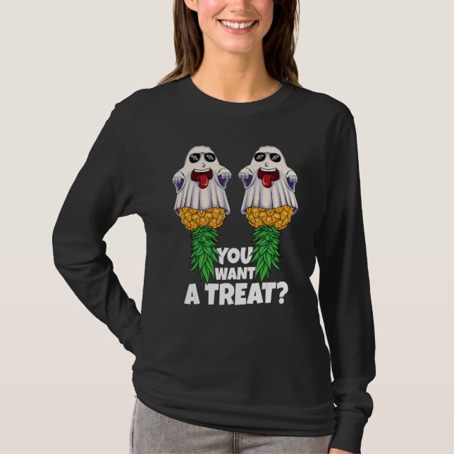 Camiseta You Want A Treat Halloween Swinger Ghost Pineapple (Anverso)