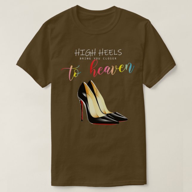 Camiseta Zapatos de fondo rojo de tacones altos (Diseño del anverso)