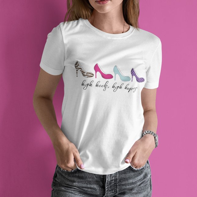 Camiseta Zapatos de Moda para mujeres (Whimsical high heels t shirt. )