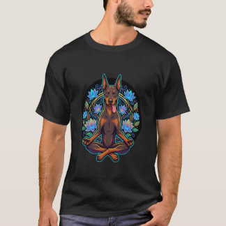 Camiseta Zen Doberman Lengua Fuera Perro Meditación Loto Ar