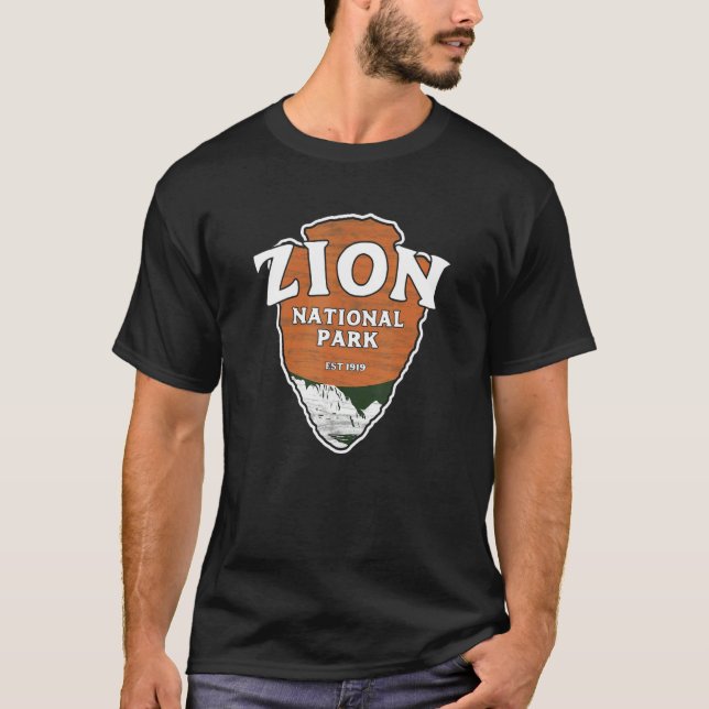 Camiseta Zion National Park Classic Style Arrowhead Sign (Anverso)