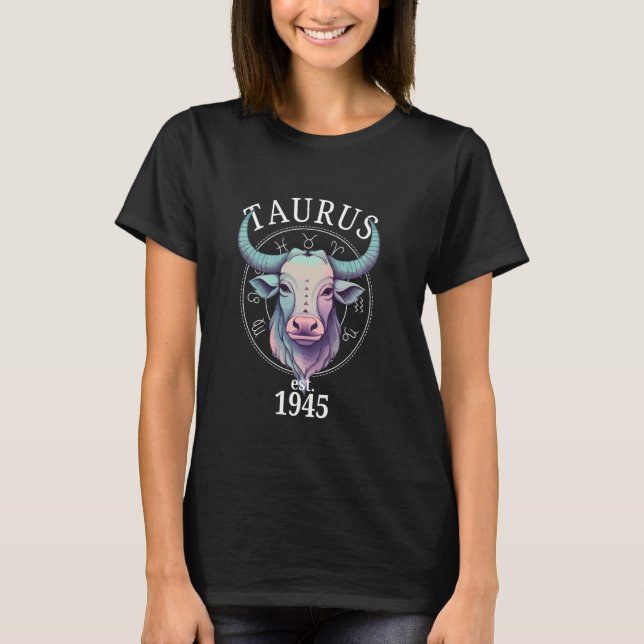 Camiseta Zodiac Taurus Bull Born in 1945 (Anverso)