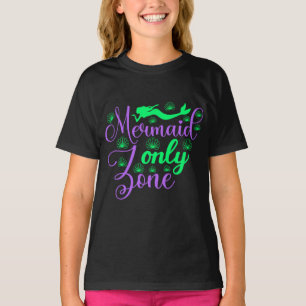 Camiseta Zona exclusiva de sirenas en verde neón y púrpura