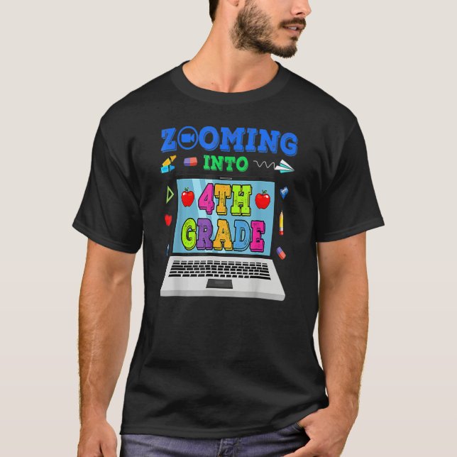 Camiseta Zooming Into 4th Grade Virtual Back To School 4th  (Anverso)
