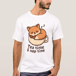 Camiseta Zorro dormido en el té - Acogedor arte animal