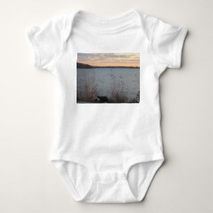 Camisetas Atardecer en la Orilla del Lago