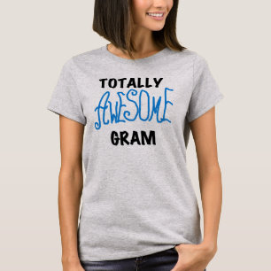 Camisetas azules y regalos del gramo totalmente