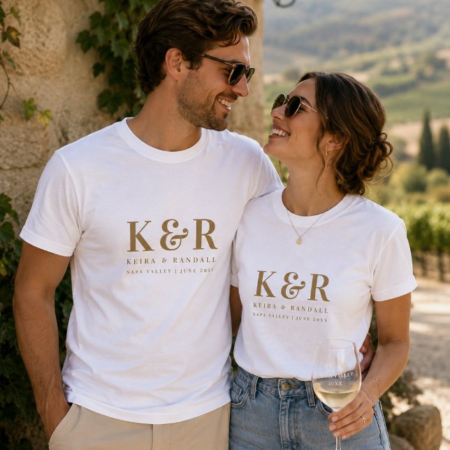 Camisetas | Camisas personalizadas a juego con mon (Custom wedding monogram T-shirts for couples, destination trips, and honeymoon photos)