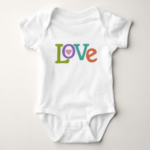 Camisetas de amor coloridos y chaquetas
