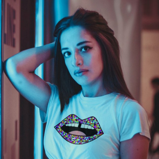 CAMISETAS DE LA BOCA DEL CHICA DE TOOTH GAP (Subido por el creador)