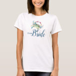 Camisetas de la fiesta de bodas en la playa<br><div class="desc">Sube tu equipo al estilo costero con estas divertidas y vibrantes camisetas de fiesta nupcial, con un original diseño de cangrejo azul y el audaz guión de "tribu de novias" en azul marino clásico. Perfecto para los temas de bodas en la playa, bodas de destino o una soleada boda en...</div>