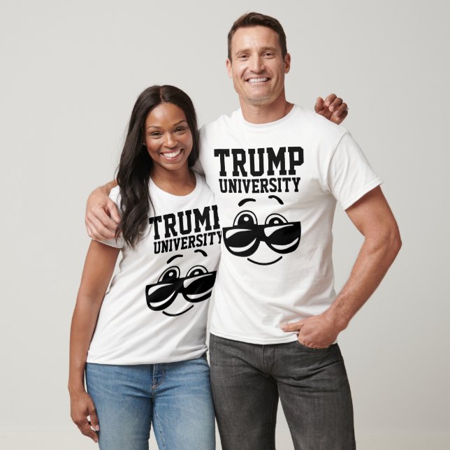 Camisetas de la UNIVERSIDAD TRUMP (Unisexo)
