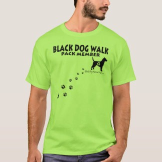 Camisetas del paseo del perro negro