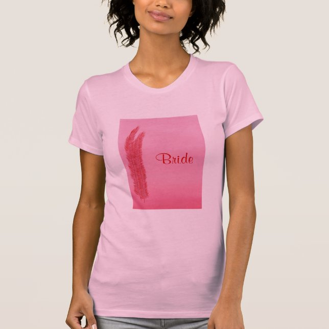 Camisetas Rojas de plumas rosadas (Anverso)