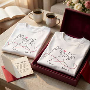Camisetas románticas coincidentes con nombres pers