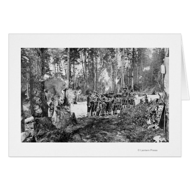 Campers Posing (Anverso (Horizontal))