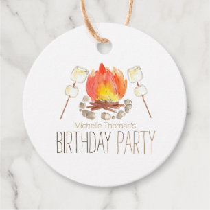 Camping smores etiqueta de cumpleaños al aire libr