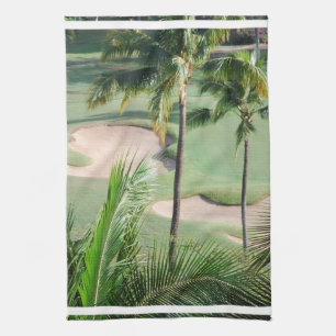 Campo de golf en toalla de las zonas tropicales