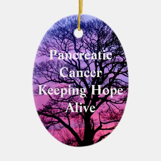 Cáncer pancreático que guarda el ornamento vivo de (Frente)