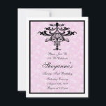 Candelier Pink 21st Birthday Party Invitación<br><div class="desc">Diseño de damasco rosa con elegante acento candelabro. Las invitaciones para fiestas de 21 años son modernas y elegantes. Celebra tu evento especial con estilo con estas invitaciones personalizadas de cumpleaños personalizado. ©2010 Sublime Stationery Todos los derechos reservados</div>