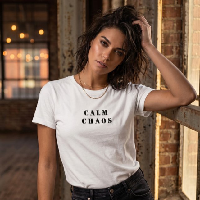 Caos Tranquilo - Camiseta Blanca Minimalista para  (Subido por el creador)