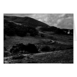 Capilla en camino a la tarjeta monocroma Sun