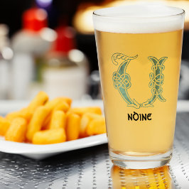 Capital decorativa del nudo celta del siglo XVI U