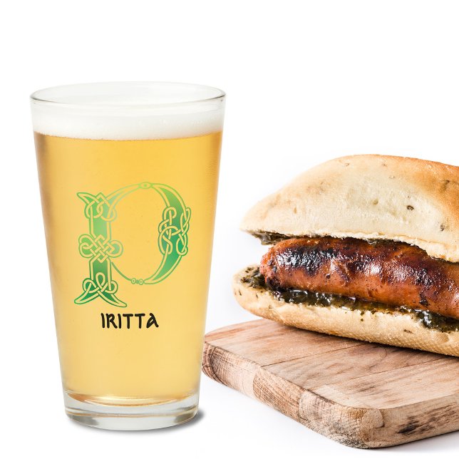 Capital decorativo del nudo celta del siglo XVI P (Subido por el creador)