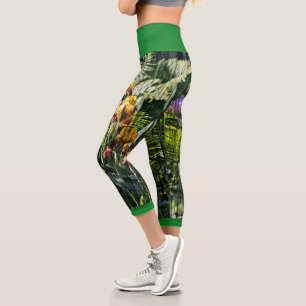 Capri Leggings Flores de Iris Pastel Helecho Estilizado