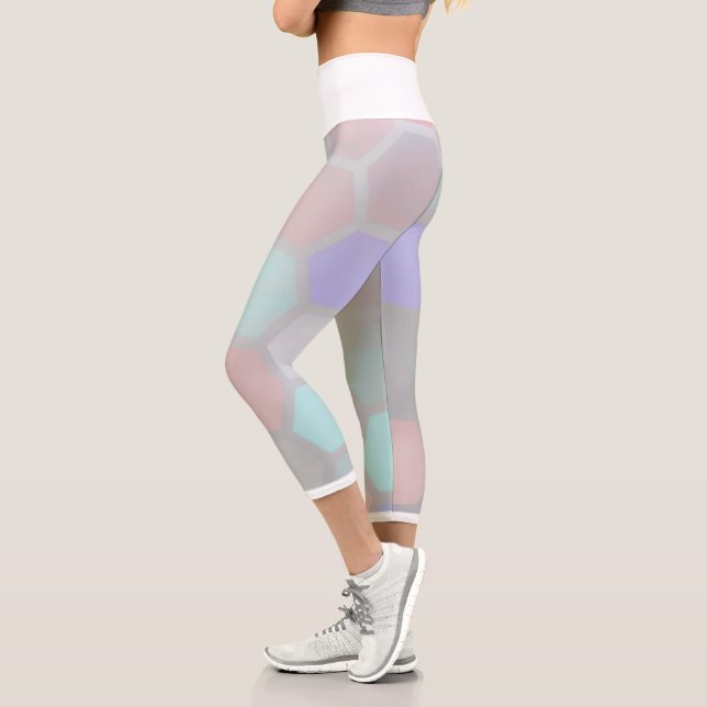 Capri Pale Pastel Honeybee Hexagonal Shapes Leggings (Izquierda)